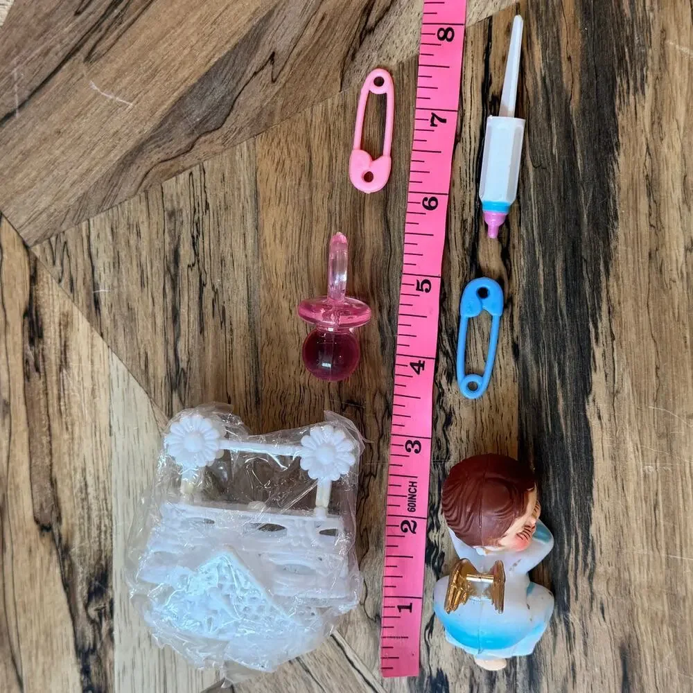 Vtg 1985 Wilton Baby Angel Cake Topper 60847 & Plastic Shower Favors Decor Lot